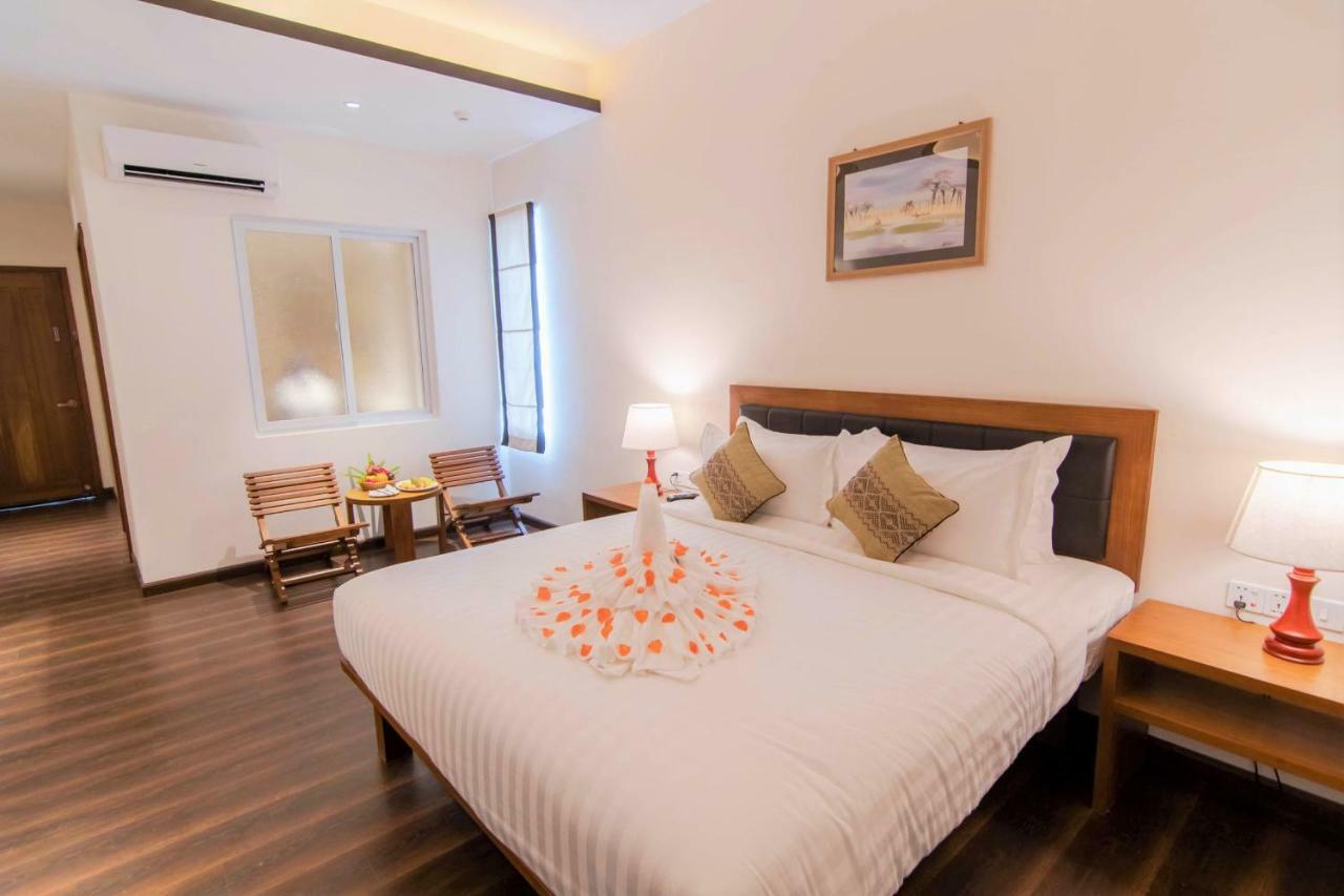 Hotel The Haven Mandalay Esterno foto